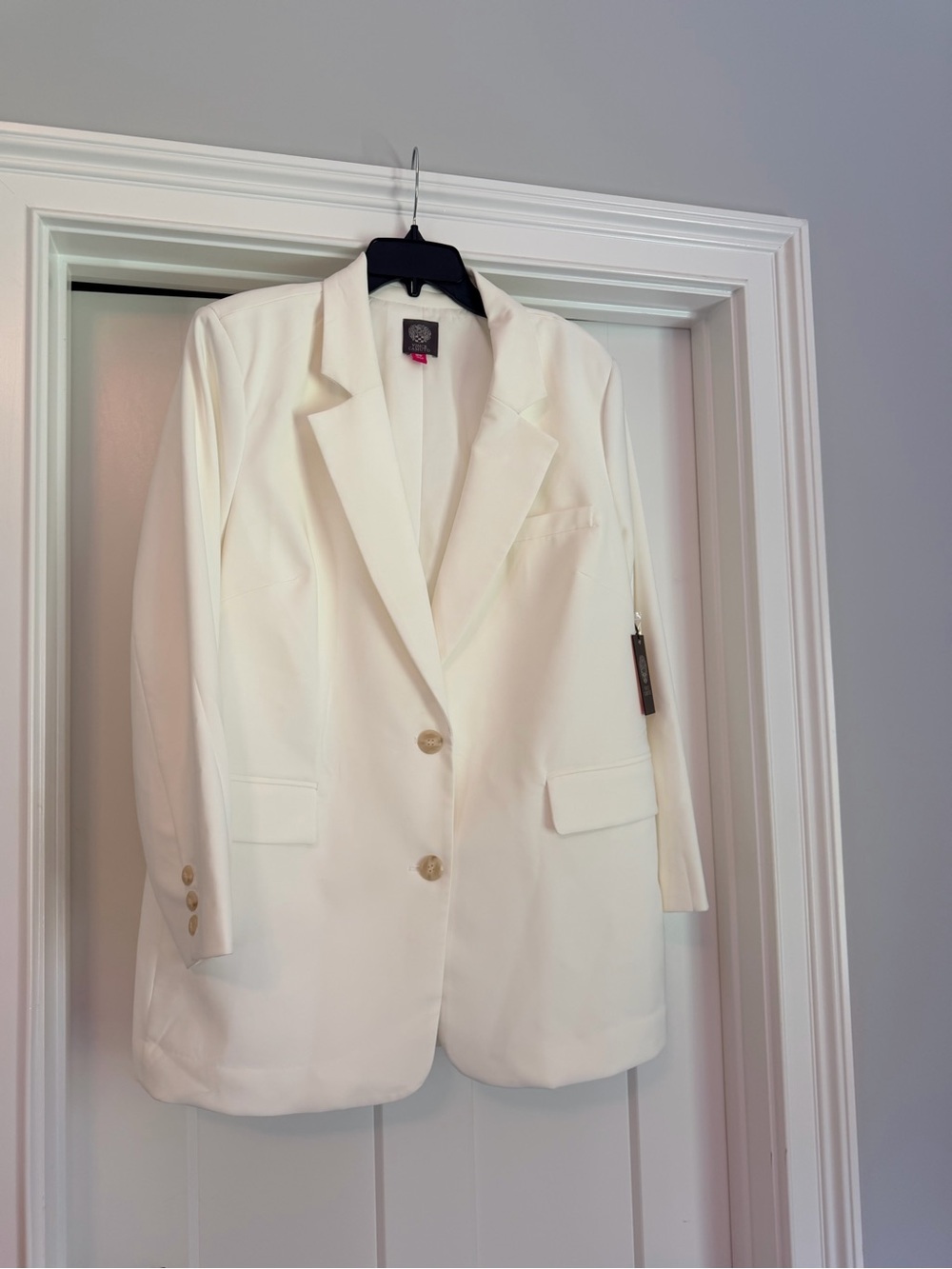 Vince Camuto Cream Single-Breasted Blazer